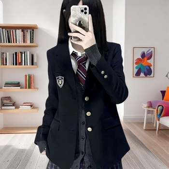 Ženski blejzer u kolegijalnom stilu, jednostruko kopčanje, ovratnik saka, dugi rukavi, poliester tkanina, duljina 50–65 cm, proljeće 2025, japansko-korejski ležerni stil
