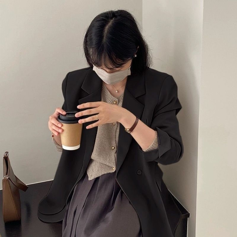 Дамски блейзър със солиден модел, свободна кройка, яка поло, дълги ръкави, регулярен дължина