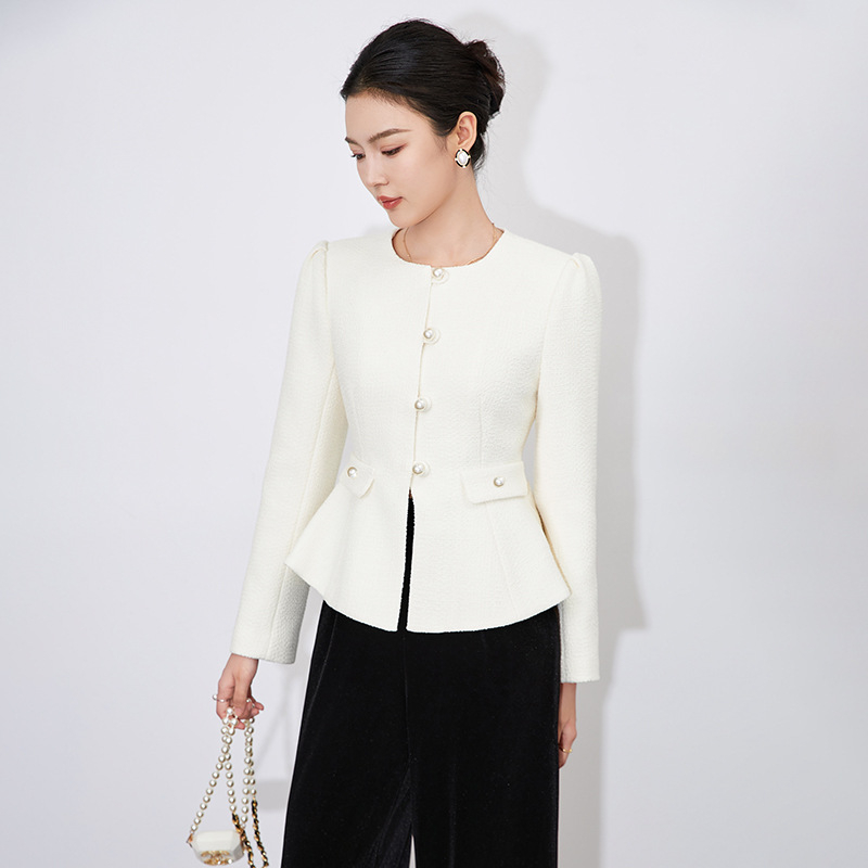 Kabát, úzky strih, krátky, balónové rukávy, polyesterové vlákno, lem s listom lotosu