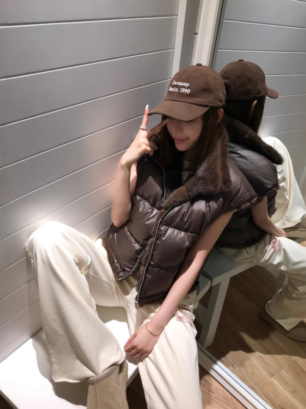 Dámska dvostranná vesta s výplňou, zipsom, stojacim golierom, hrubá izolácia