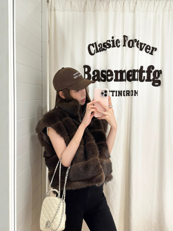 Dámska dvostranná vesta s výplňou, zipsom, stojacim golierom, hrubá izolácia