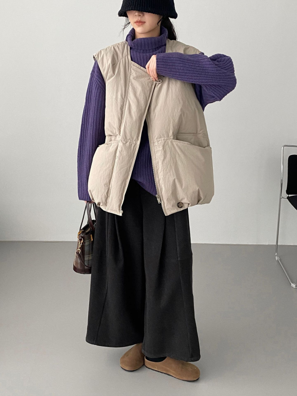 Namomo Vesta s výplňou z kačacieho peria 86–90%, bavlnený materiál, voľný strih, zips