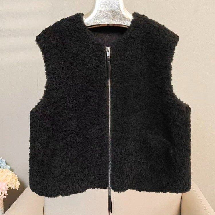 Vestă pentru femei cu fermoar, guler rotund, croială lejeră, accente din blană artificială, țesătură din poliester-elastan