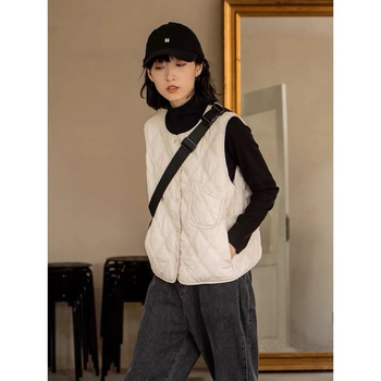 Ženska vesta – Elegantan stil, Polo ovratnik, Regularna duljina (Materijal: Chenille; Sadržaj Spandexa: 50–70%; Sezona: proljeće 2025)