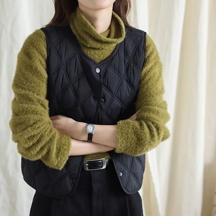 Ženska vesta – Elegantan stil, Polo ovratnik, Regularna duljina (Materijal: Chenille; Sadržaj Spandexa: 50–70%; Sezona: proljeće 2025)