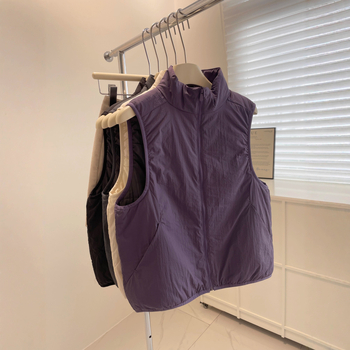 Γιλέκο από μαλλί αρνιού με ψηλή κολάρα και φερμουάρ για γυναίκες, χειμώνας 2025