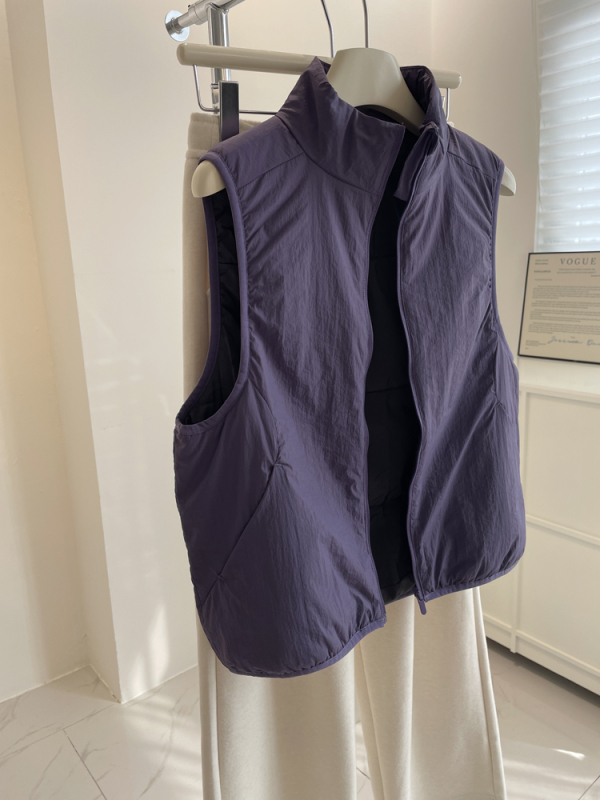 Γιλέκο από μαλλί αρνιού με ψηλή κολάρα και φερμουάρ για γυναίκες, χειμώνας 2025