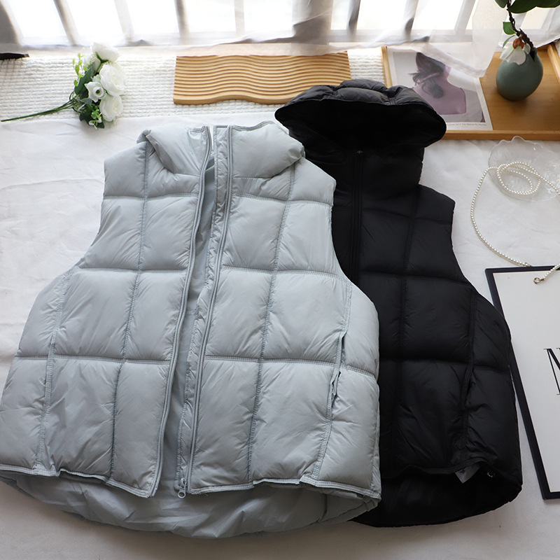 Dámska kapucňová vesta so zipsom, pravidelná dĺžka, voľný strih, polyesterová tkanina s výplňou polyester-bavlna