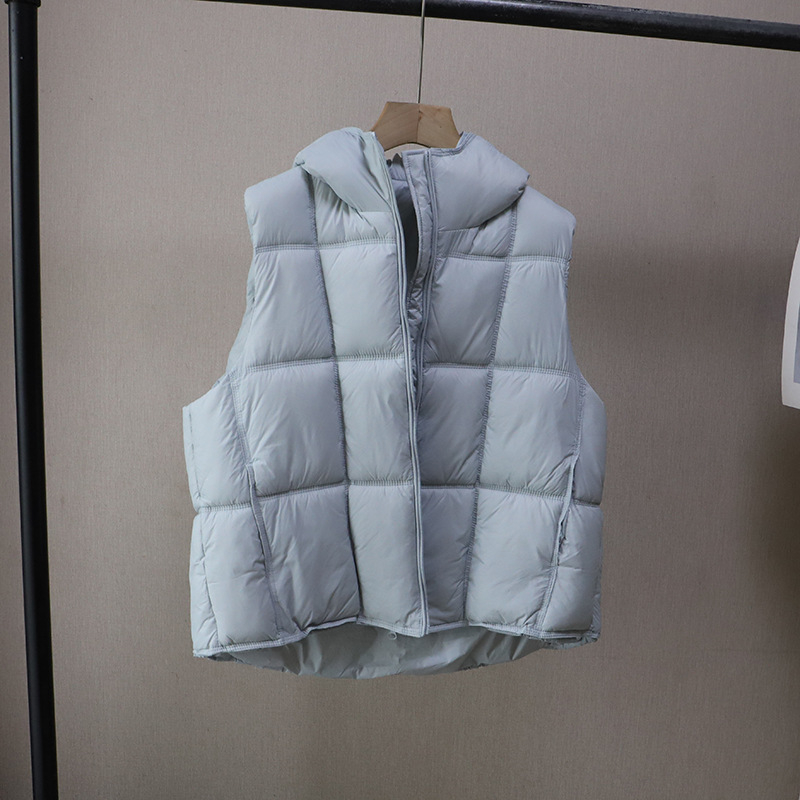 Dámska kapucňová vesta so zipsom, pravidelná dĺžka, voľný strih, polyesterová tkanina s výplňou polyester-bavlna