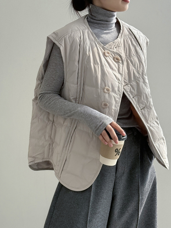 Yan Shuang 82633 Dámska vesta s perím z bielej kačky, Korejský štýl kardigánu, normálna dĺžka, kruhový výstrih, dvojradové zapínanie