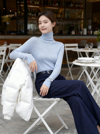 Ženský bezšvový vlnený sveter – 120S, Slim Fit, stojací golier, dlhé rukávy, pranie v práčke, stredná hrúbka