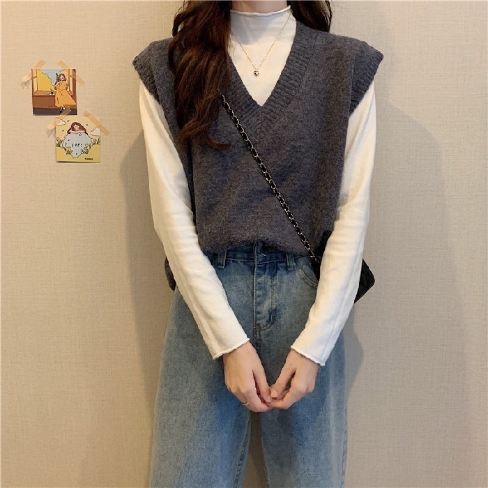 Dámska bezrukávová vesta s V-krkom - pletená, vlneno-viskozová zmes, jednofarebná, dĺžka 50–65 cm