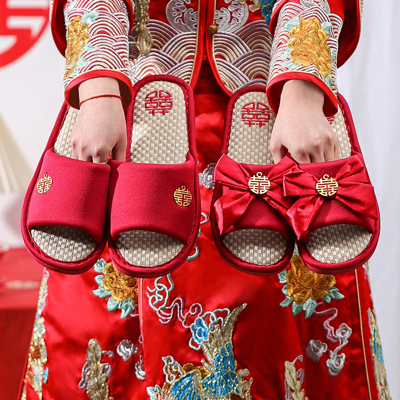 Vnútorné svadobné papuče pre nevestu a ženícha, látkový materiál, balenie v PP vrecku, značka Dongyang Orange Nuo Yibai, určené pre svadbu