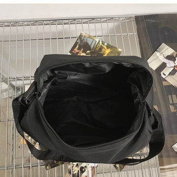 Bailey Saki Geantă Crossbody pentru bărbați — Nailon, Stil urban minimalist, Respirabilă și rezistentă la uzură, separare uscat-umed
