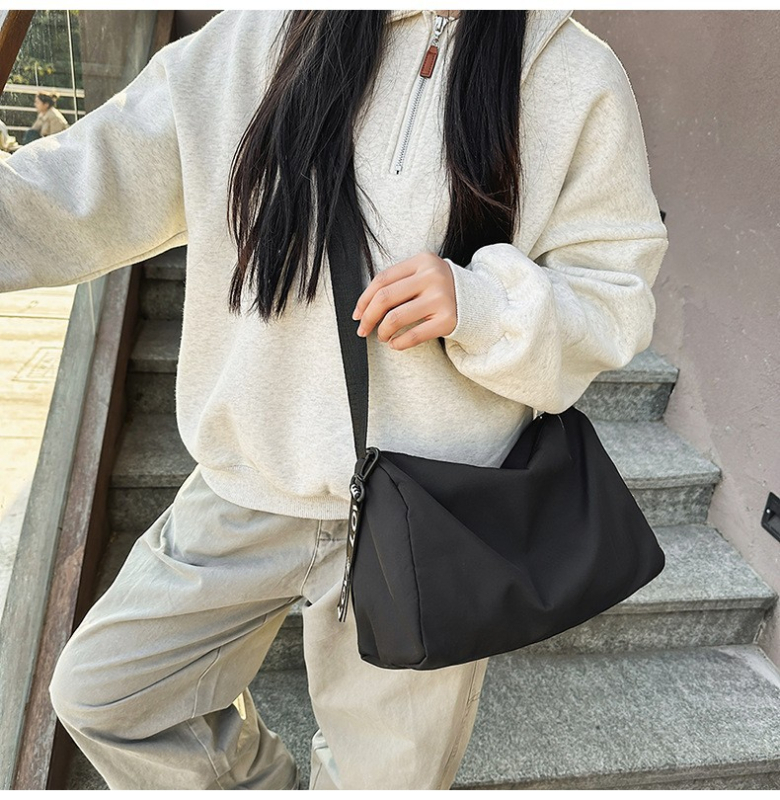 Bailey Saki Geantă Crossbody pentru bărbați — Nailon, Stil urban minimalist, Respirabilă și rezistentă la uzură, separare uscat-umed
