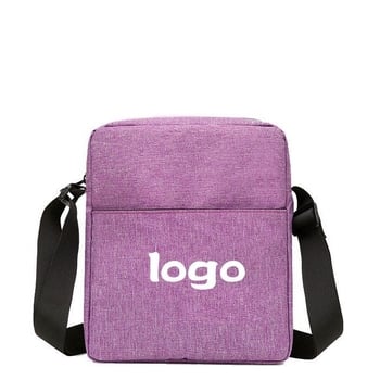 Női crossbody táska Oxford anyagból, cipzár, függőleges négyszögletes forma, telefonzseb
