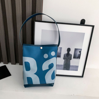 Dámska bucket taška z PU kože, mestský minimalistický štýl, valcovitý tvar, magnetické zapínanie, PU podšívka, vnútorná kapsa so zipsom, sendvičový typ, dvojité ramenné popruhy