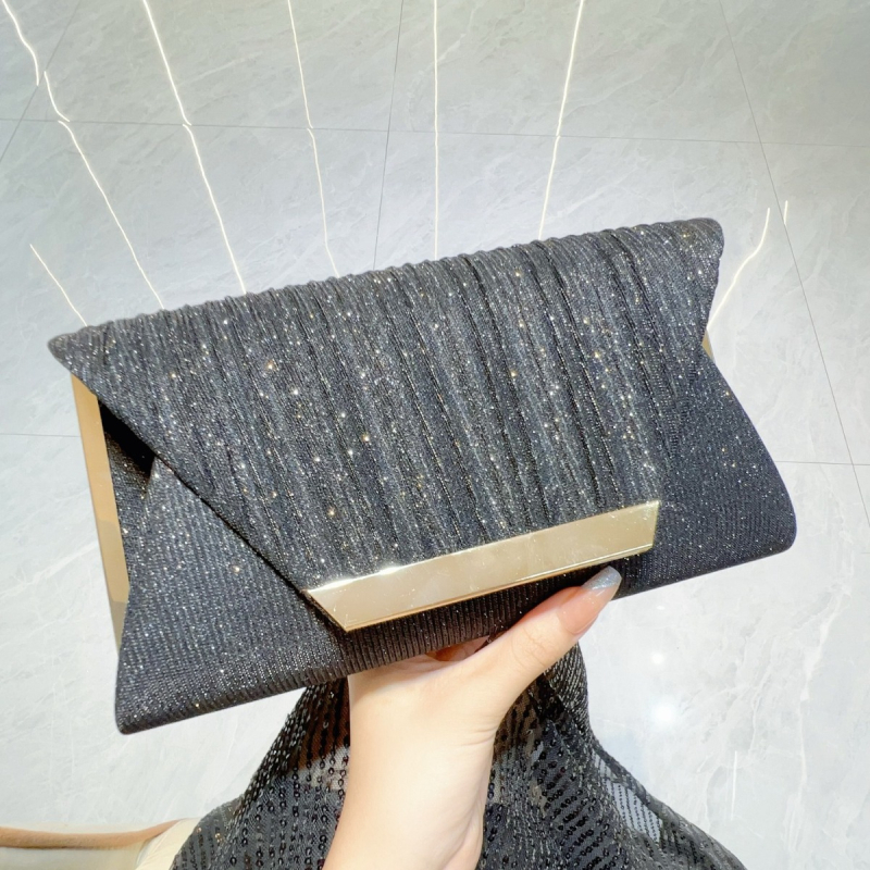 Poliészterből készült keresztpántos clutch táska, vízszintes négyzet alakú forma, fedélzárás, telefon- és ID-zsebbel