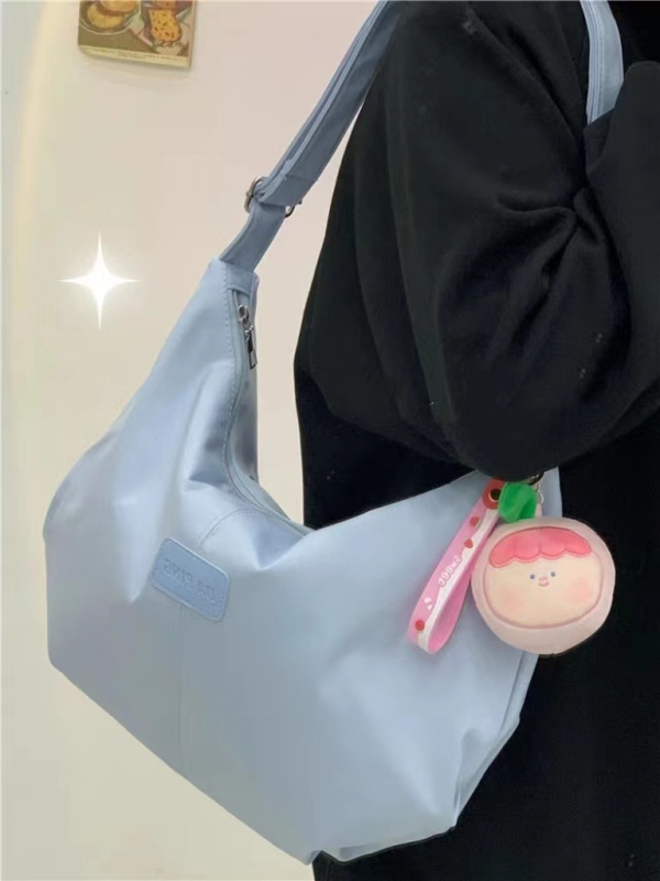 Geantă de umăr crossbody — nailon, formă pătrată orizontală, fermoar, căptușeală poliester, buzunar pentru telefon