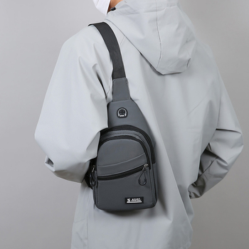 Pánska ramenná taška na cestovanie - nepremokavá, odolná voči opotrebeniu, rozširovateľná, 30×17×6 cm, pre 8-palcový notebook