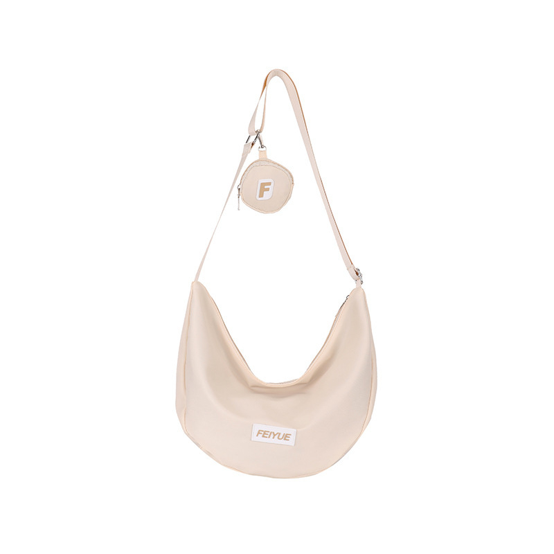 Geantă Dumpling din nailon pentru umăr — stil Dumpling, formă Dumpling, închidere cu fermoar, buzunar interior cu fermoar