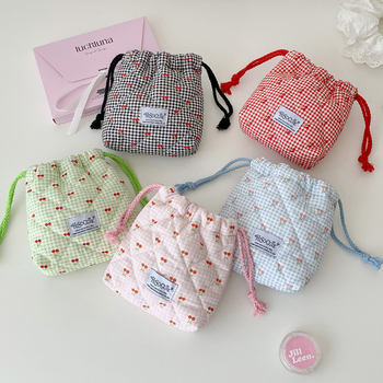 Taška so šnúrkou s čerešňovým vzorom, INS štýl, polyester + bavlna, viacúčelové uloženie na cestovanie, kozmetiku, stolný poriadok, spálňu, kúpeľňu.