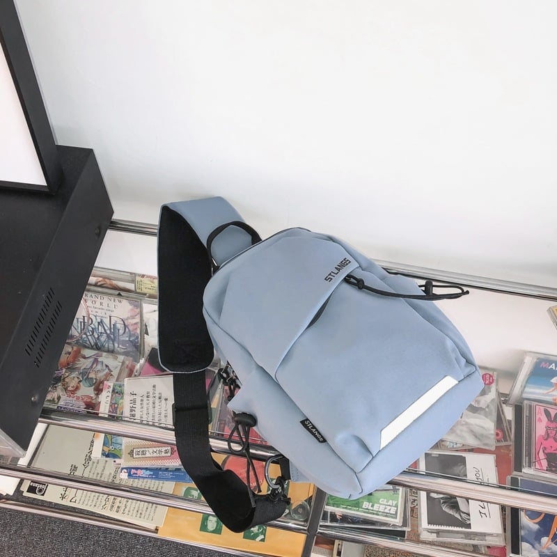 Pánska taška na hrudník, street štýl (nylónová tkanina, polyesterová podšívka, leto 2023, voľnočasové cestovanie)