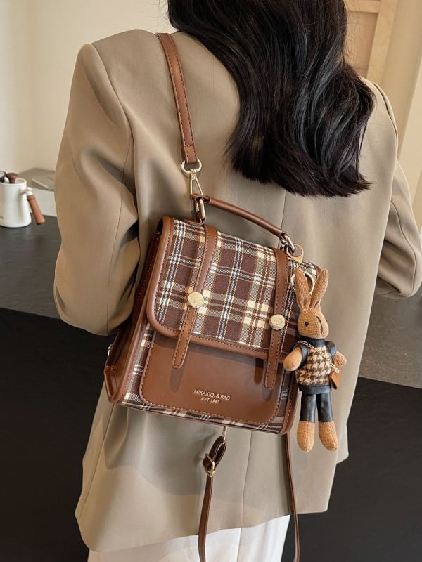 Egyetemi hátizsák kockás mintával, sokoldalú retro dizájn PU anyagú crossbody táska