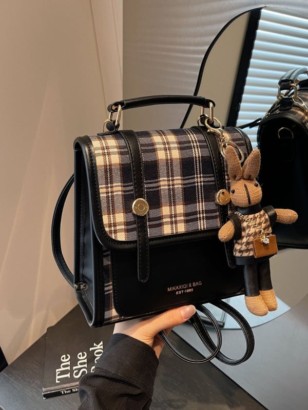 Egyetemi hátizsák kockás mintával, sokoldalú retro dizájn PU anyagú crossbody táska