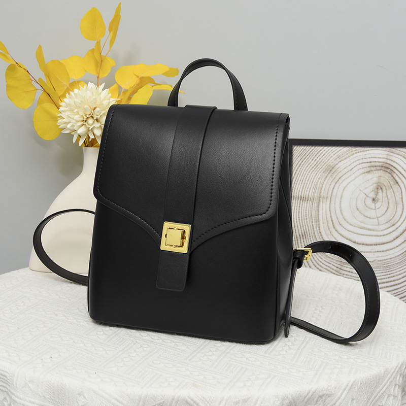 Rucsac | Material PU | Primăvara 2025 | Capacitate mare | Rezistent la apă | Închidere cu clapă