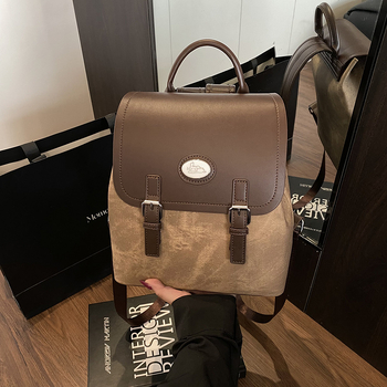 PU ranac s preklopom, unutarnji pretinci za telefon i dokumente, otporan na habanje i protiv krađe