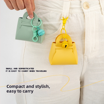 Dispenser na tašky pre domáce zvieratá s nekonečným rolom, PU materiál, značka Holy Truth, háčikový typ, prenosný