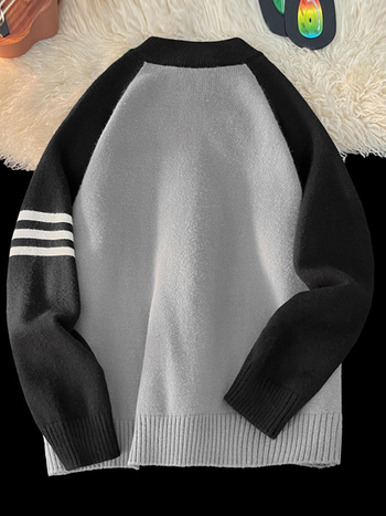 Pleteni kardigan s američkim stilom stojećim ovratnikom, prugasti uzorak, labav kroj, akrilna tkanina 43,8%