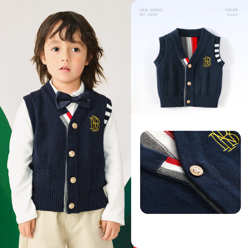 Detská bezruková pletená vesta, 100% bavlna, výstrih do V, zapínanie na gombíky, jar–jeseň, vek 3–8 rokov
