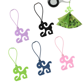 Klip na tašky pre psa na vôdzke, hands-free, dizajn s plochými ústami, HDPE vysoká hustota, štandardná hrúbka