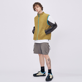 RFSD pánska vesta | funkčná zipsová vesta s golierom, voľný strih, 100% polyester, sieťový panel