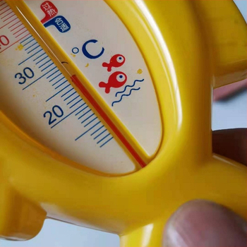 Detský vodomer teploty na vodu — Morning Butterfly, rozlíšenie približne 1 °C, balenie 400 kusov, Európa