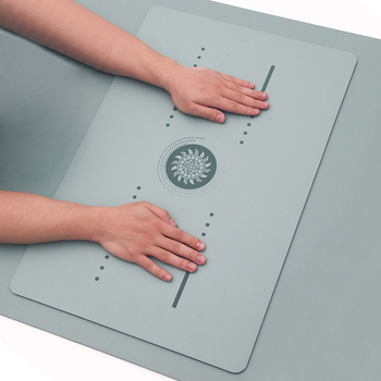 Jóga podložka z PU gumy, pruhovaný vzor, hrúbka 4-5 mm, hmotnosť 0,5 kg