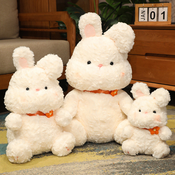 Pluša zeka igračka – kratka pliš, PP pamuk punjenje, prilagodljivo prema slici, za uzrast 15–35 godina