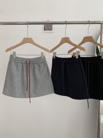 A-líniová sukňa so sťahovacou šnúrkou a elastickým pásom, bavlnená zmes 50–70%, japonsko-kórejský uvoľnený štýl