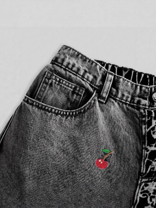 Džíny z denimu s rovným strihom, stredná výška, distressed povrch, vyšívané červené kvety čerešne, zmes bavlny a polyesteru