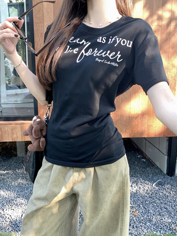 Tričko s potlačou písiem, krátke rukávy, kruhový výstrih, slim fit, polyester