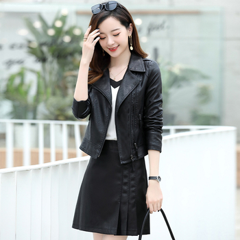 Dámska kožená bunda z pravej ovčej kože, úzky strih, biker štýl, zips predný, golier typu saka, dlhé rukávy, normálna dĺžka 50–65 cm, jar 2024