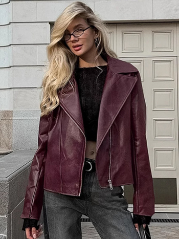 Dámska PU kožená bunda so sako-golierom, zipsom a dlhými rukávmi; PU a polyesterová zmes; Zima 2024.