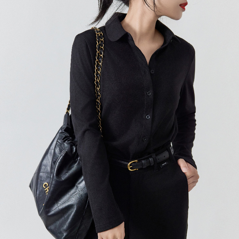 Štýlové tričko top s De Velvet flisom, zmes polyesteru a spandexu (90–95% polyesteru), jednobarevné, kardigán štýl, okrúhly výstrih.