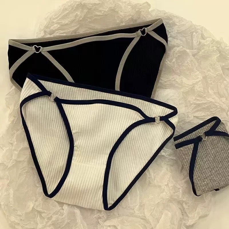 Ženske gaćice od pamuka, niski pojas, ribana tkanina, podstava od pamuka 90-95%