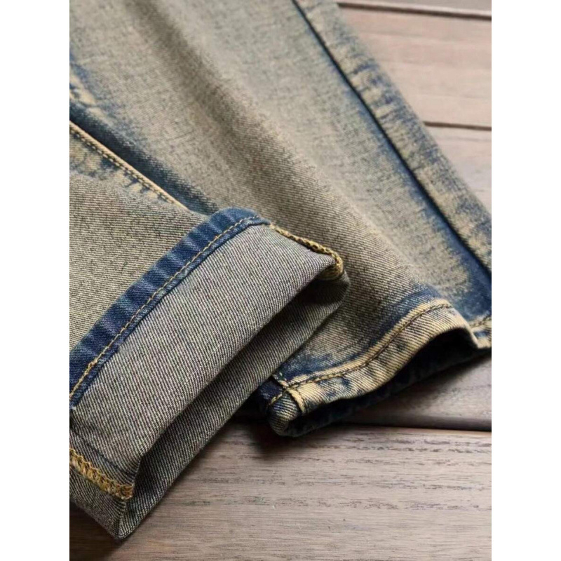 Farmernadrág egyenes szabású, laza fazon, vintage mosott, kopott részletek, fleece bélés