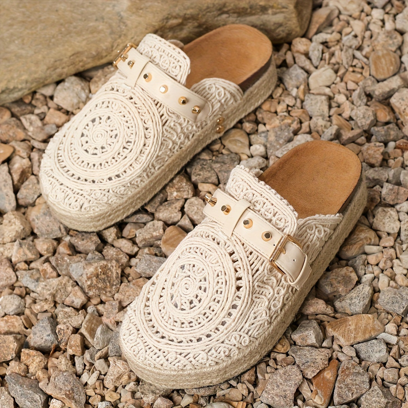 Plážové sandále s rozdeleným prstom; štýl: osobný; päta: extrémne vysoká; podrážka s rocking dizajnom; podrážka: PE; vnútorná podšívka: umelý plyš