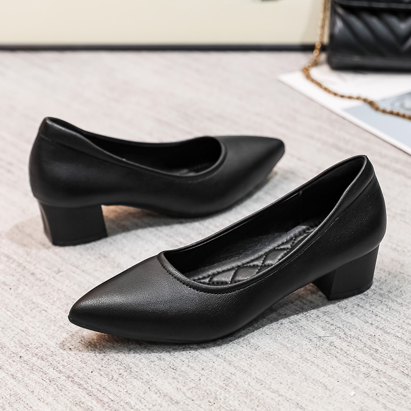 Ženské pohodlné denné slip-on topánky, špičatý nos, mikrovláknový vršok, gumová podrážka, 3–5 cm hrubý podpätok