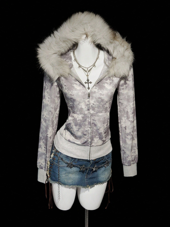 Ženska jakna s kamuflažnim printom i kapuljom – Slim fit, standardna duljina, poliester.